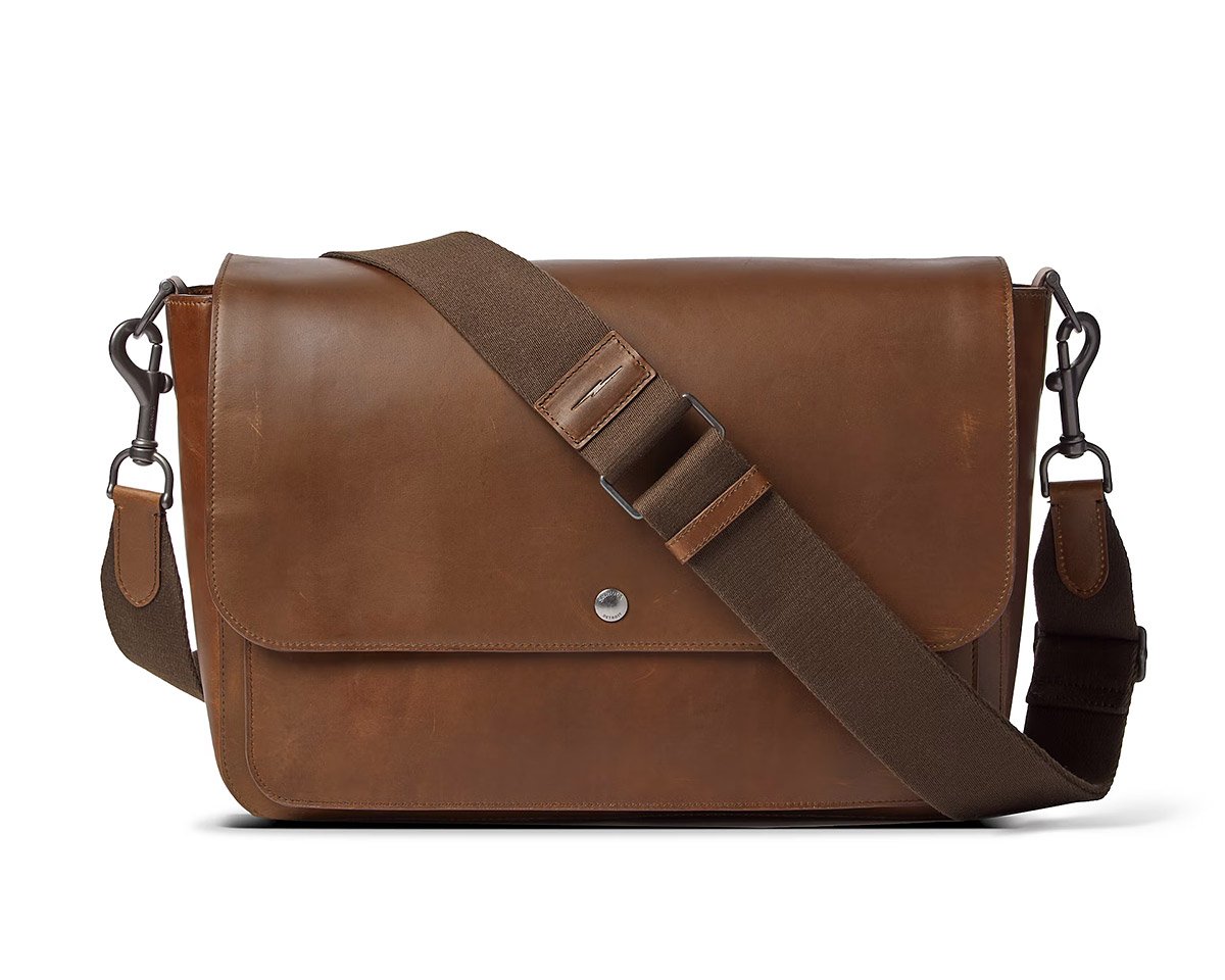 12 Best Messenger Bags for Men 2021