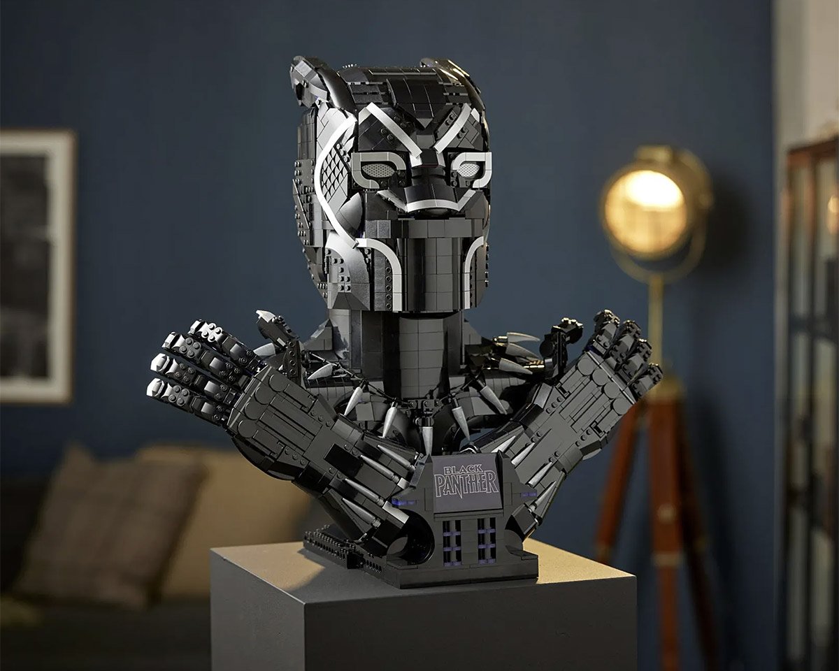 LEGO Unveils Marvel Black Panther Wakanda Forever Set