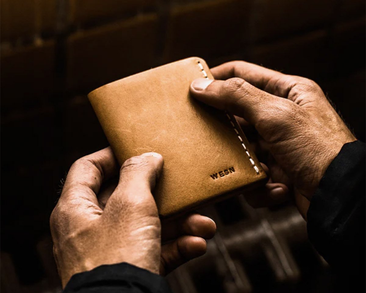 The WESN Forsta Minimalist Leather Wallet