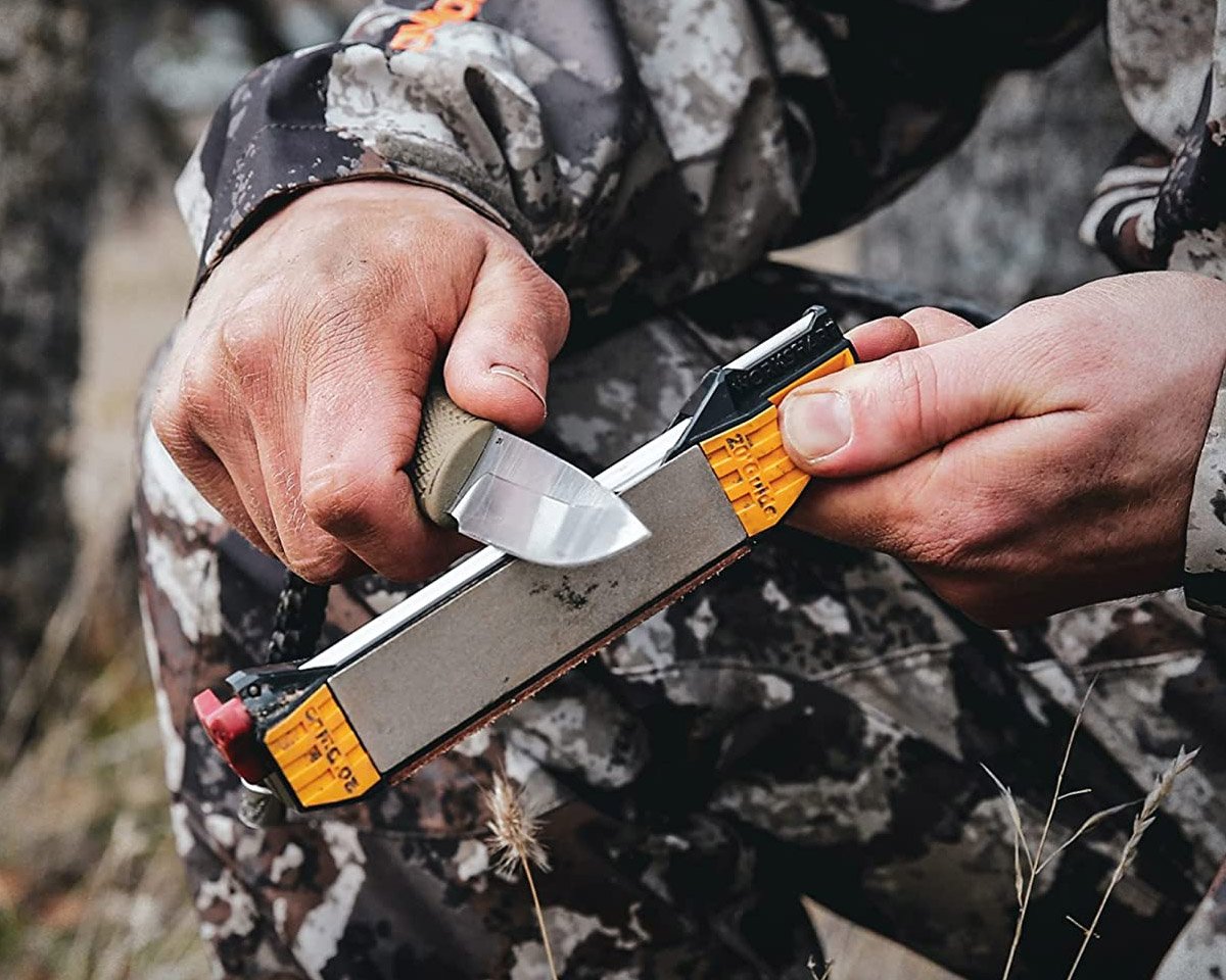 Best Hunting Knife Sharpener : Real Field Reviews - Blade Protection