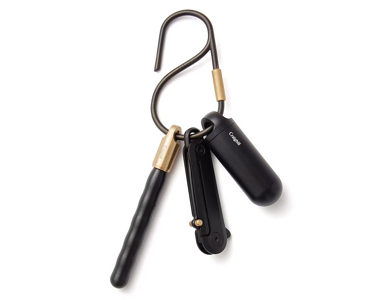 4 EDC Essentials Come Together Nicely in this Kit from Craighill 4 EDC Essentials Come Together Nicely in this Kit from Craighill