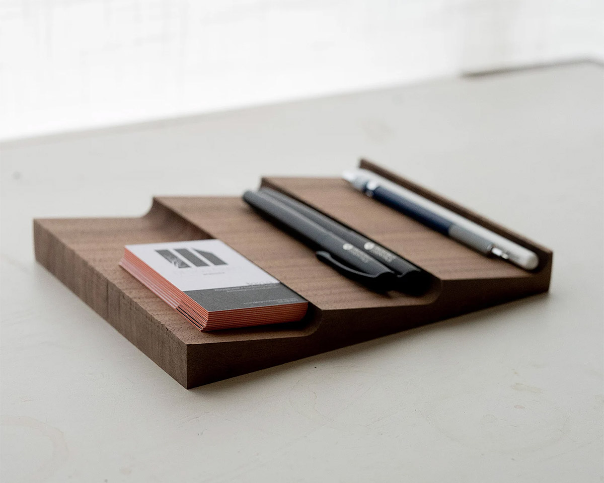 The Wav Minimal Desk Organizer