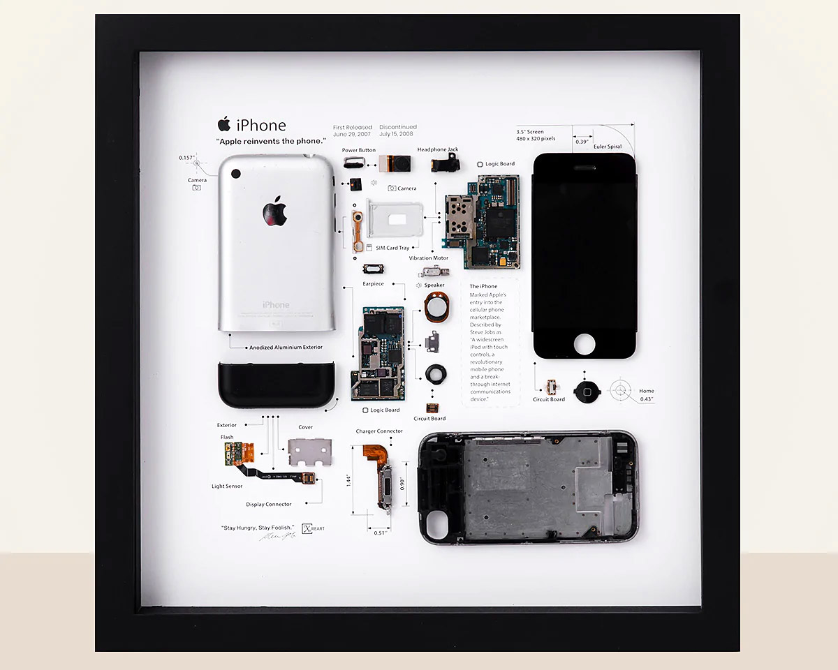 Xreart Disassembles Classic Devices and Transforms Them into Works of Art