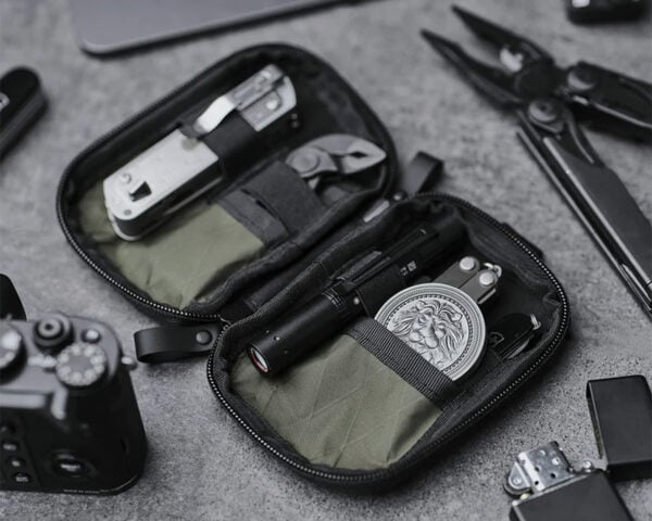 18 Best Everyday Carry Pocket Knives
