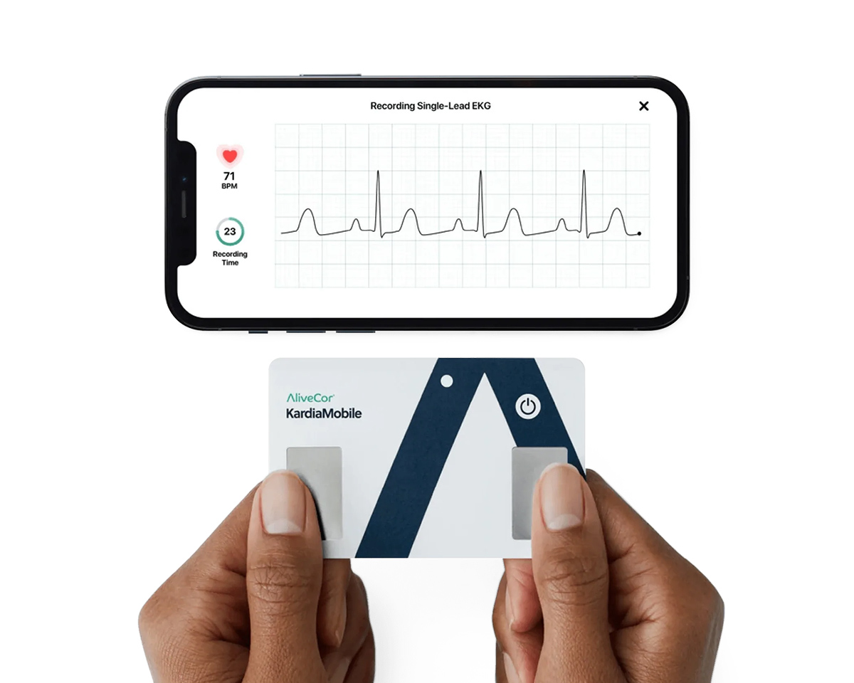 KardiaMobile Card Provides Medical-grade EKG and Fits in your Wallet