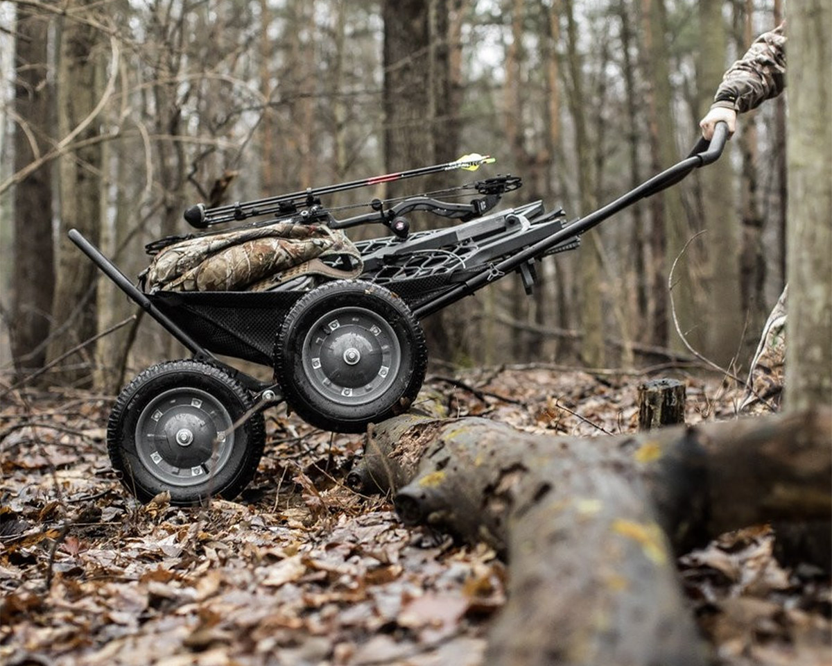 Dual Pivoting Axles Help this Gear Hauler Roll Over Stumps and Rocks with Ease