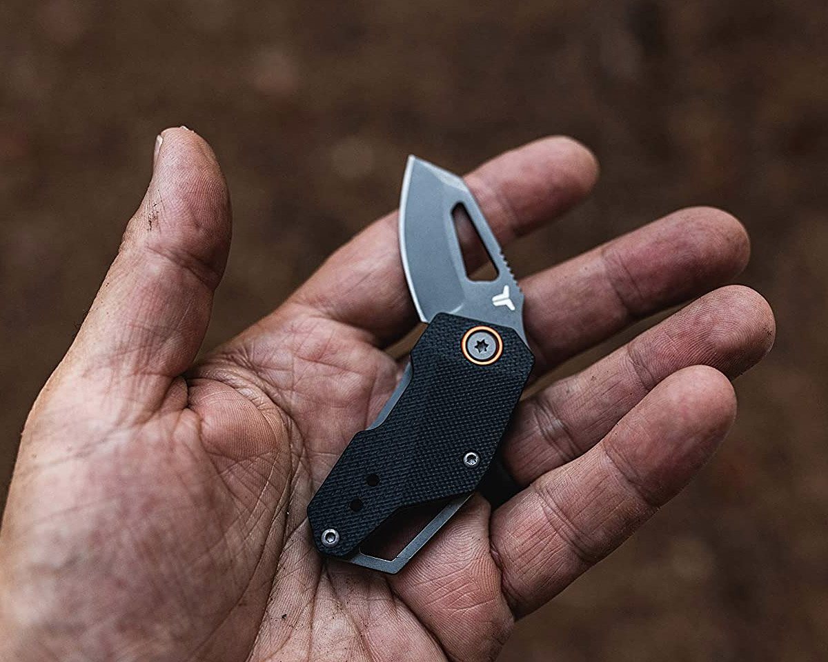 10 Best Small EDC Knives for Men in 2023 - The Modest Man