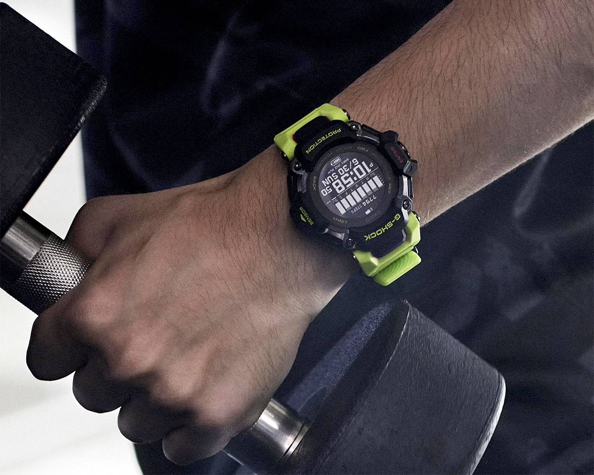 Casio G-SQUAD GBD-H2000 Sport Watch has 6 sensors + GPS & Works with Polar’s Tracking