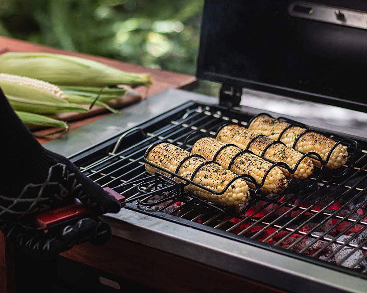 Perfectly Grilled Corn Made Easy with this Simple Setup