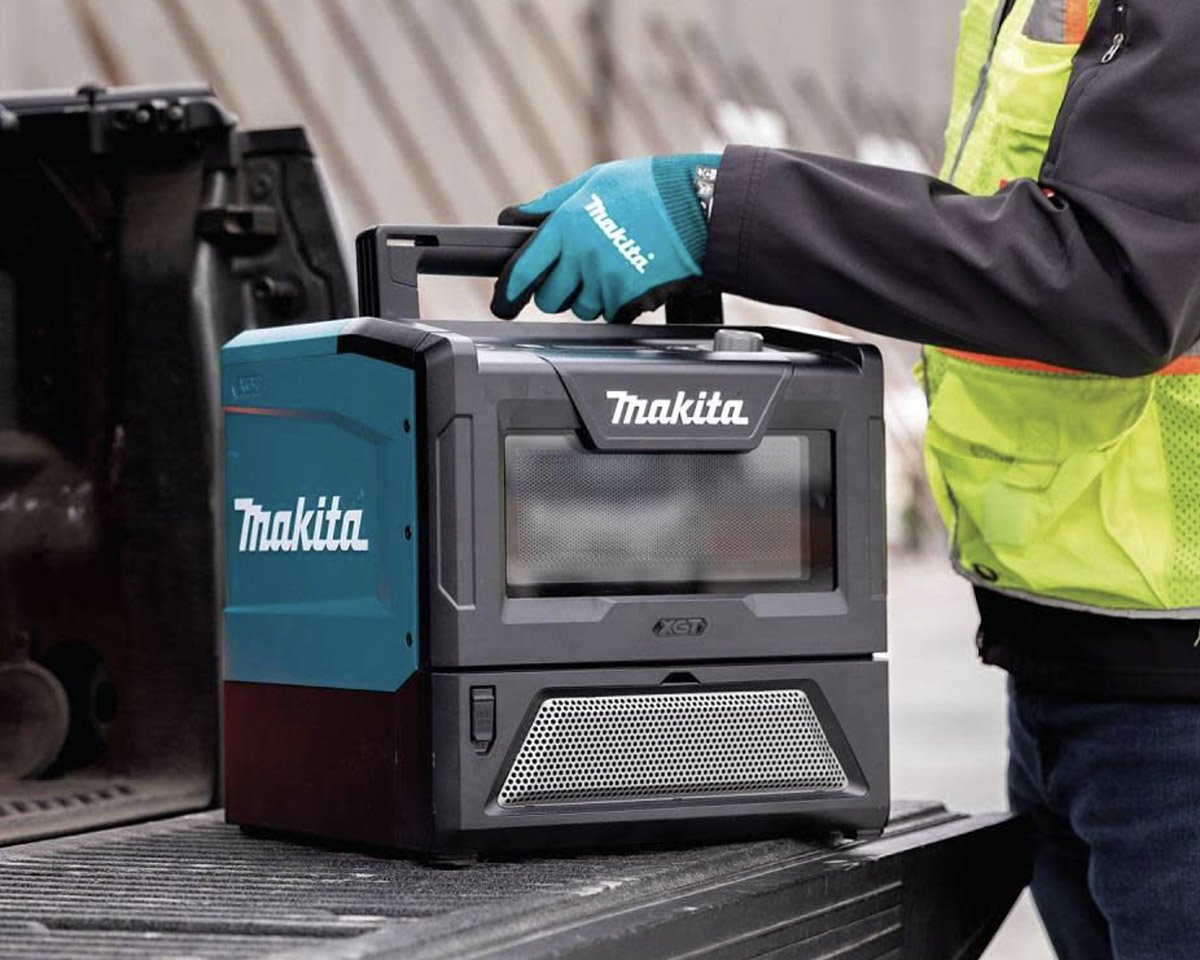 Makita Portable Cordless Microwave Oven