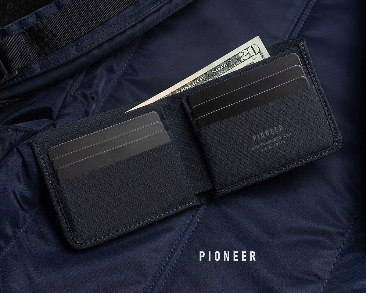 17 Best Slim Wallets for Men 2023: Bellroy, Goyard, Herschel, and More