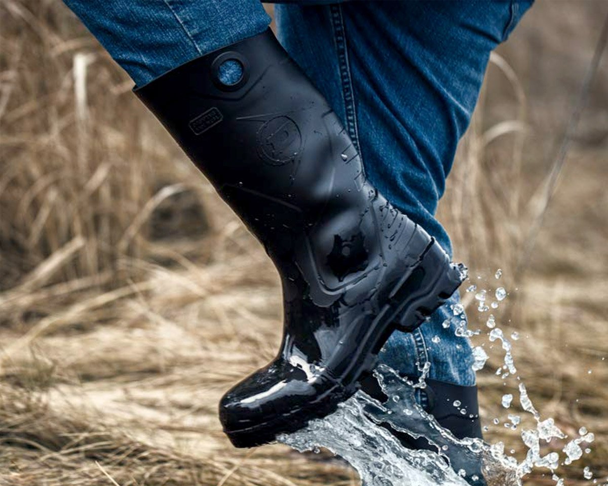 11 Best Men’s Rubber Boots for Rain & Mud Protection