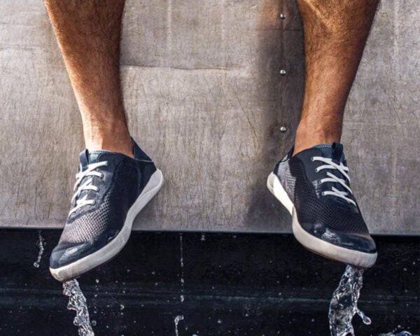 10 Best Men’s Slides for Summer Pursuits
